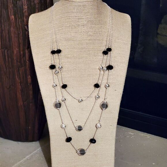 Handcrafted Black Crystal Silver Bauble Beads Triple Strand Necklace - Picture 1 of 6